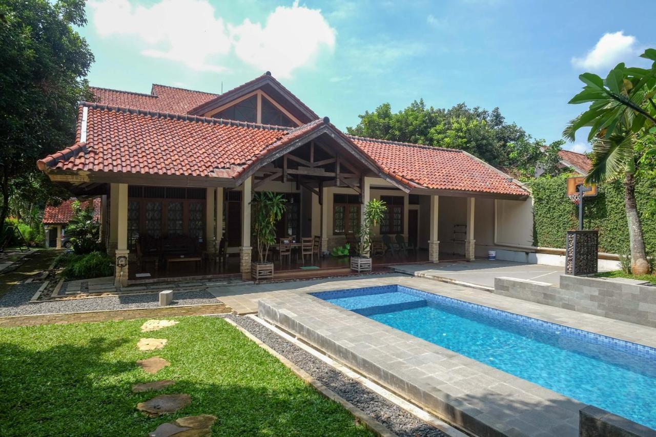 Sareh Villa By The Lavana Semarang Zewnętrze zdjęcie
